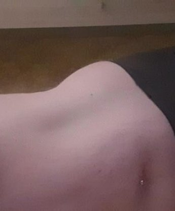 С удовольствием доставлю тебе незабываемое наслаждение и истинное удовлетворение. У меня есть много возможностей, которые заставят тебя захотеть вернуться ко мне снова и снова. Мои услуги включают классический секс, оральный секс, массаж и многое другое. Ты можешь полностью расслабиться и наслаждаться моментом в моей общественности.🌹 Обещаю, ты не пожалеешь о своем выборе. Посмотри мои фото и отзывы, чтобы убедиться. Я живу в Москве и обладаю своим уютным и комфортным местом для наших встреч. Буду рада тебя видеть! 💋 8633, 40 лет